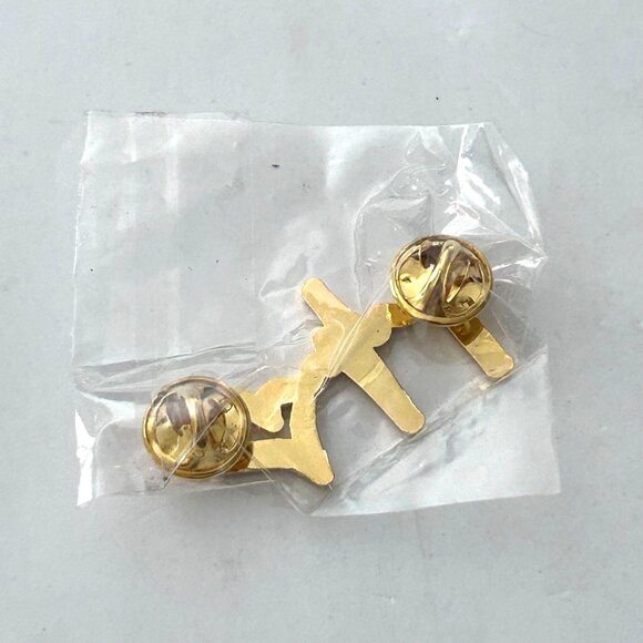 Cross Heartbeat EKG Heart Doctor Cardiologist Pin Brooch Christian - Picture 3 of 3